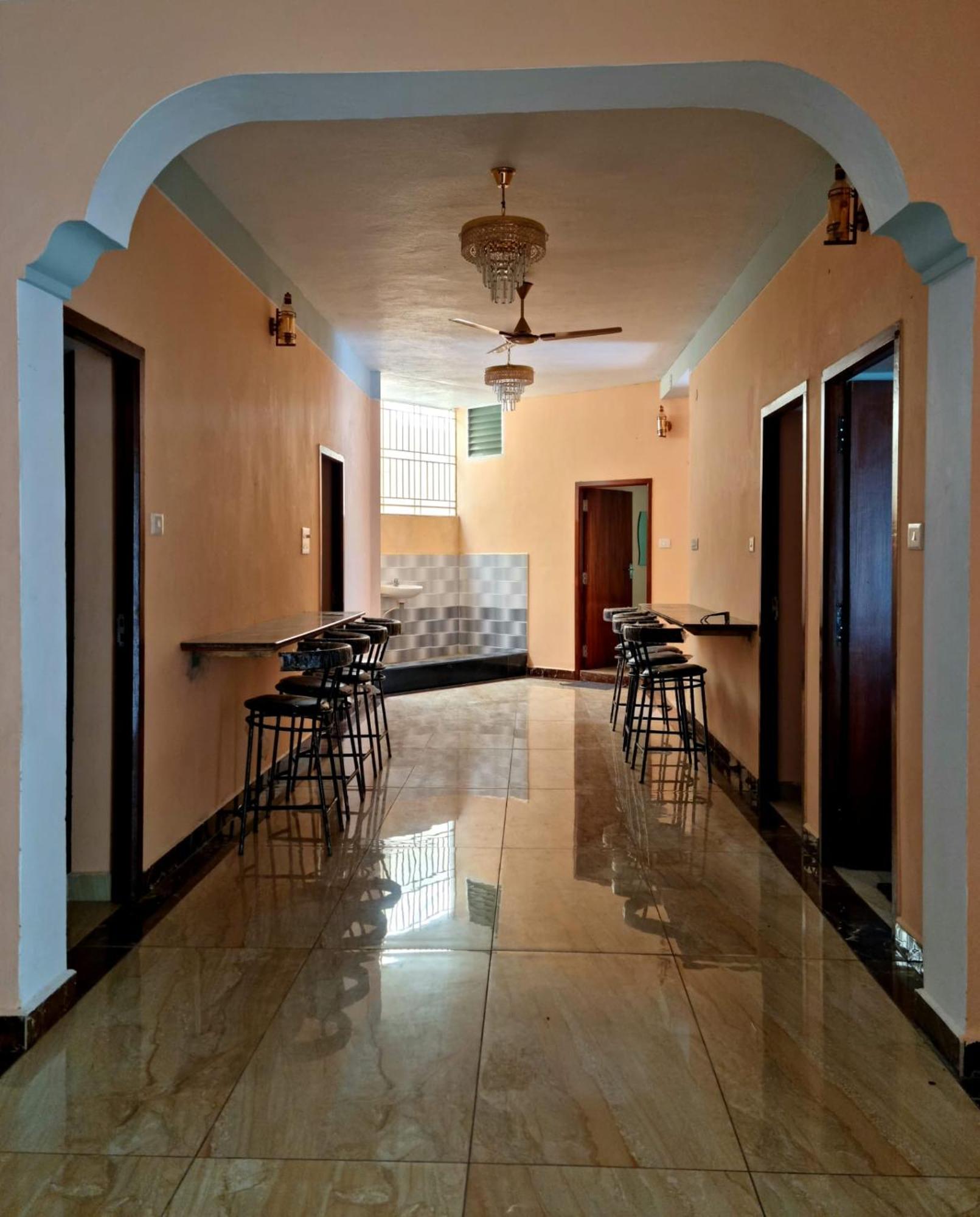 La Villa Pondi Cherie Centertownbeachauroville Pondicherry Exterior photo